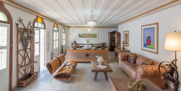 TV 23 polegadas com canais via satélite