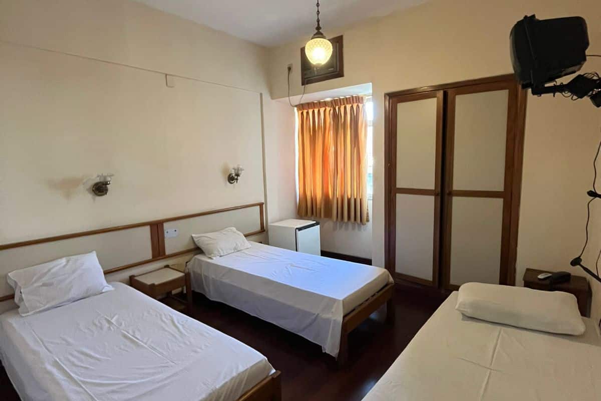 Standard Triple Room | 1 bedroom, hypo-allergenic bedding, minibar, desk