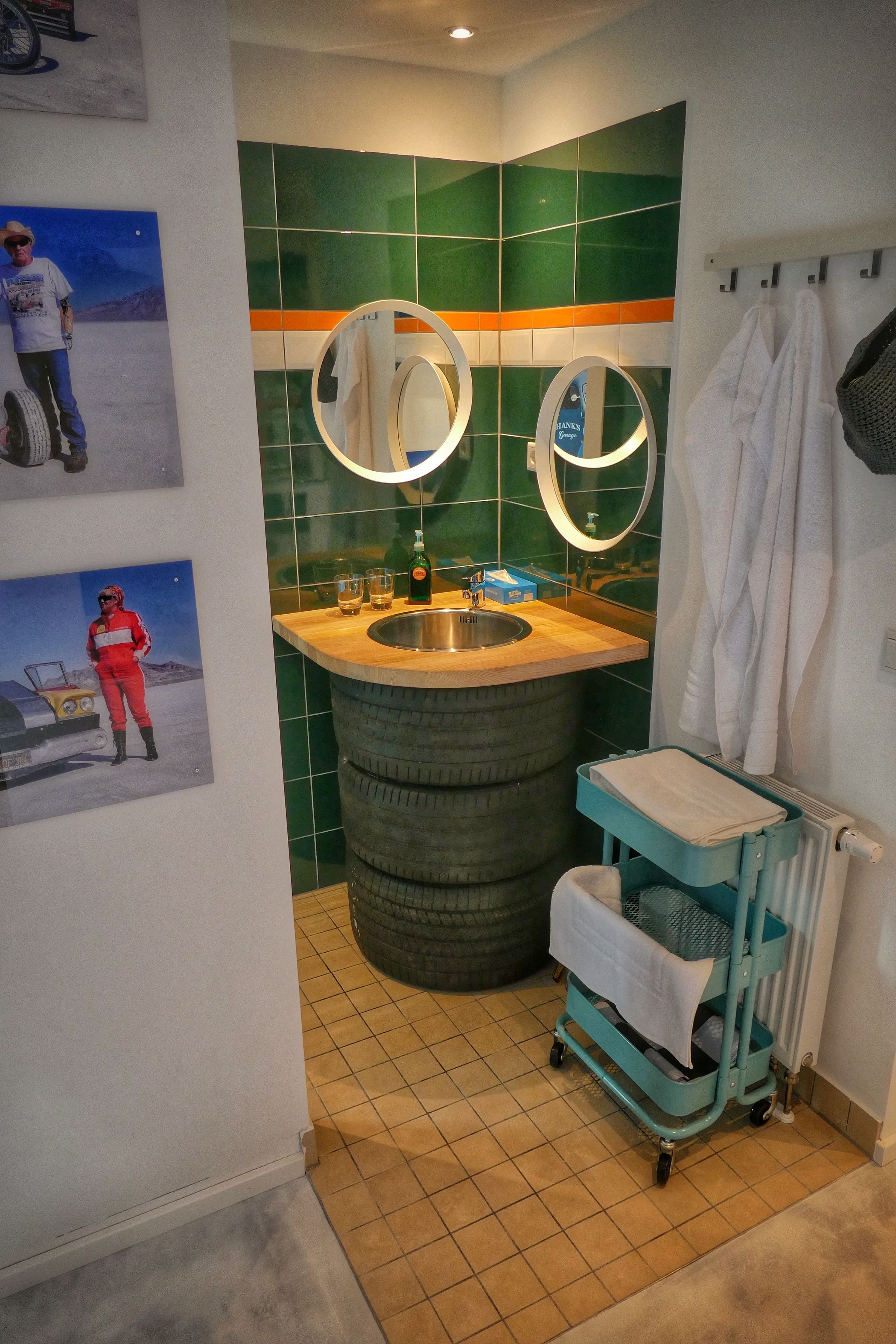 design double room, balcony (classic) | bathroom | shower, free toiletries, hair dryer, towels