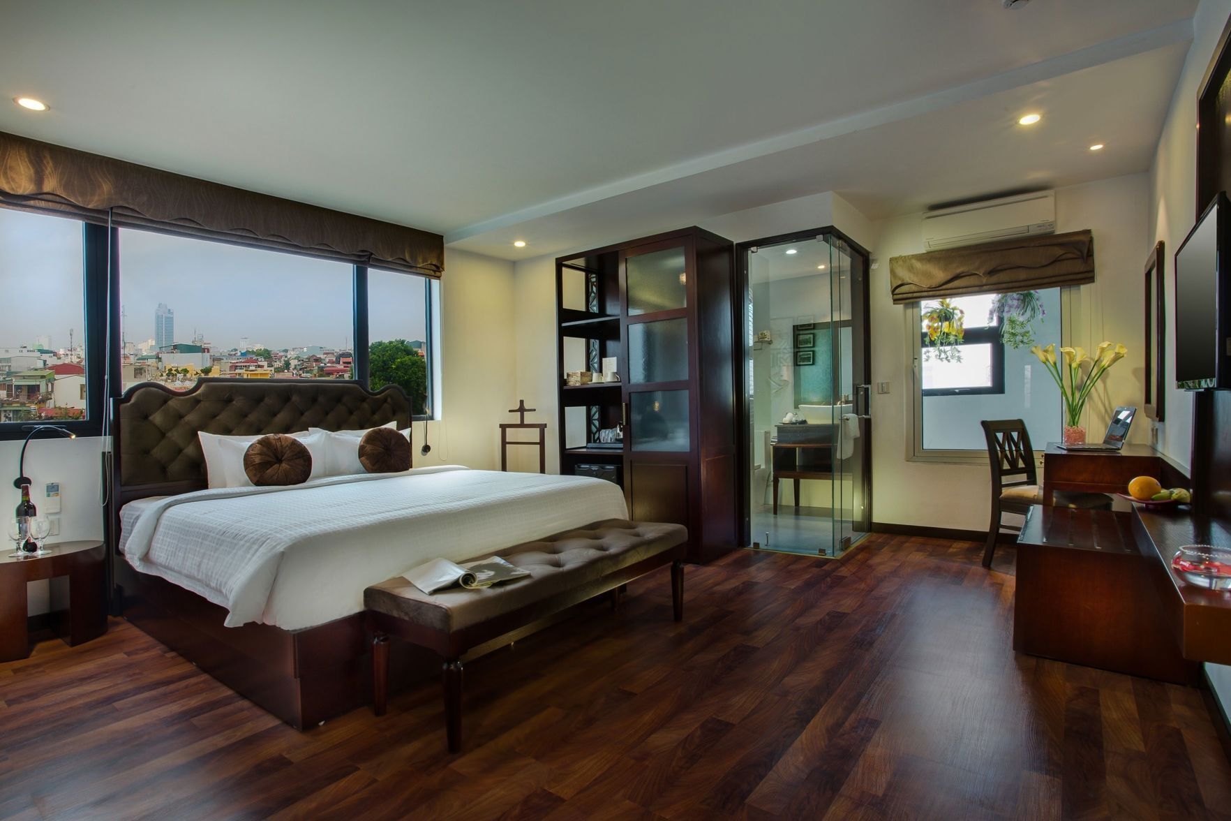 Minibar, in-room safe, desk, blackout drapes