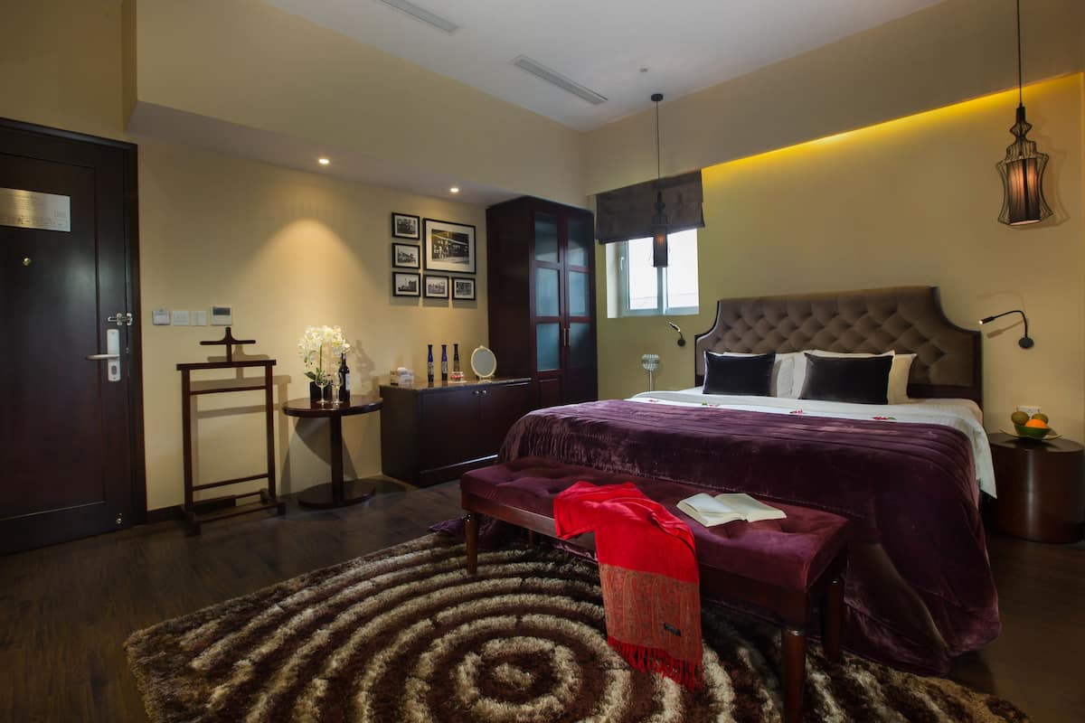 1 bedroom, minibar, in-room safe, desk