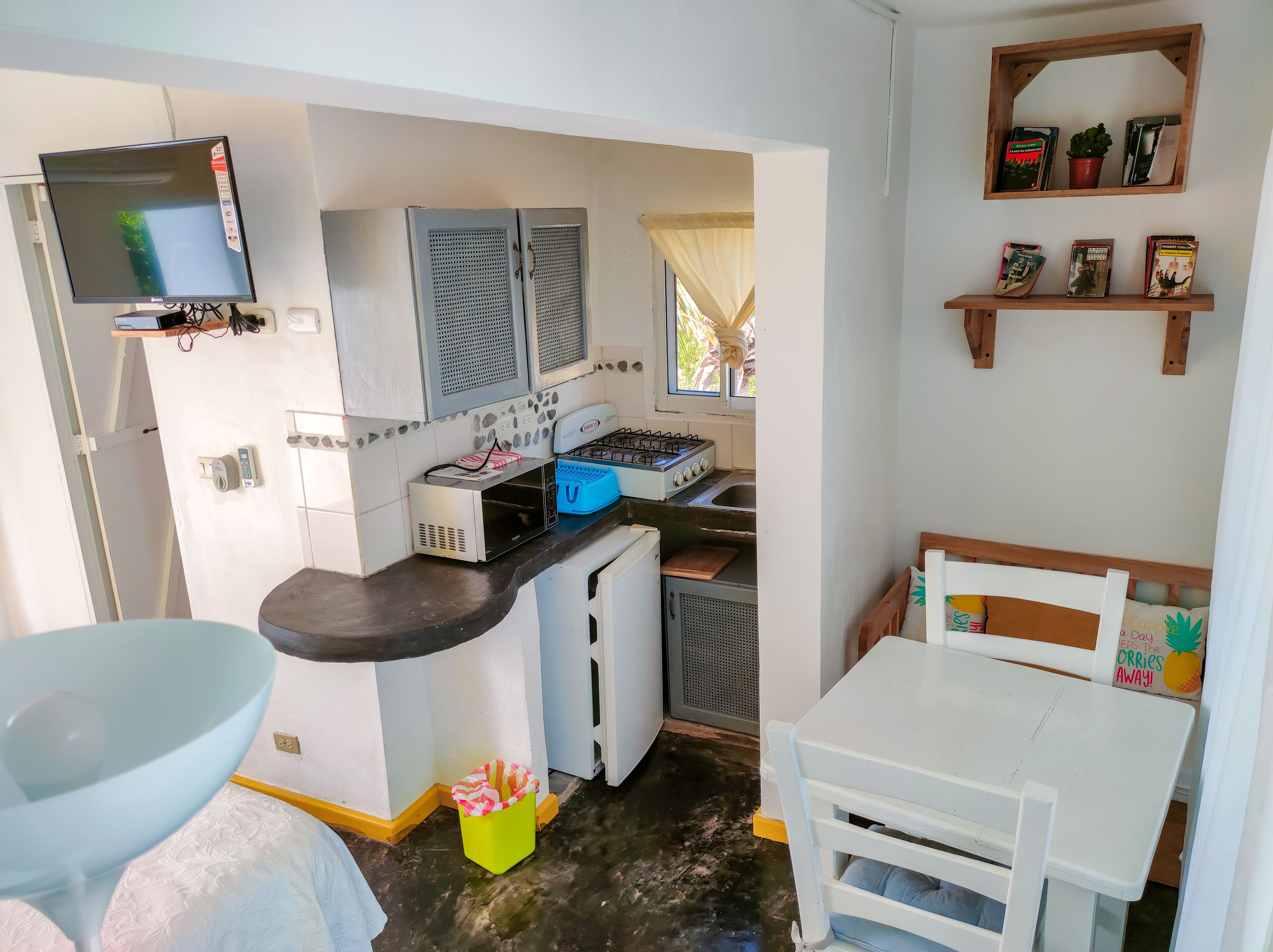 top roof studio, seaview | private kitchen | fridge, microwave, stovetop, cookware/dishes/utensils