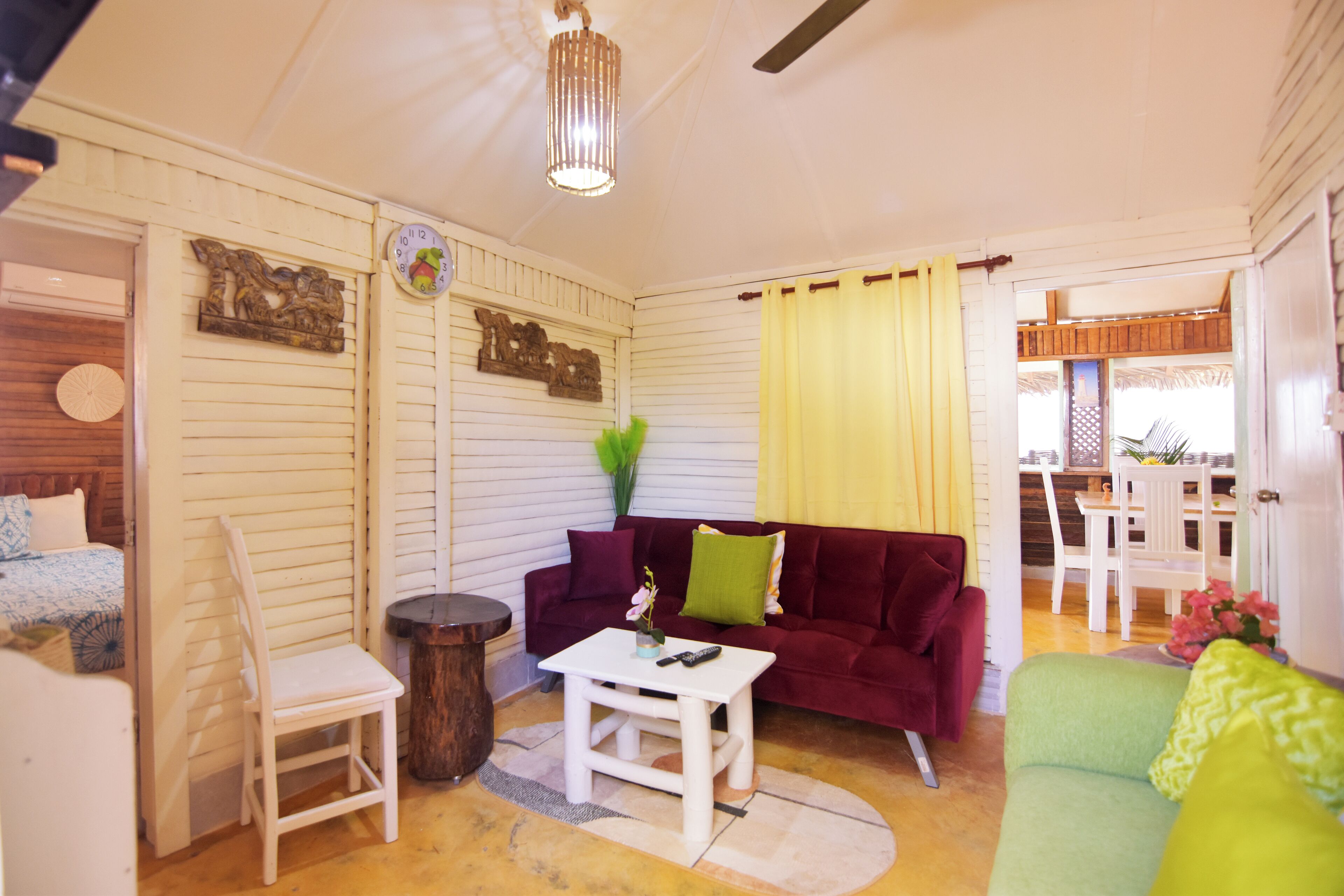 traditional house | living area | flat-screen tv