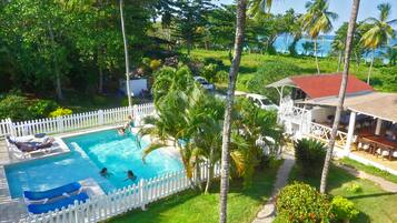 Outdoor pool, pool loungers