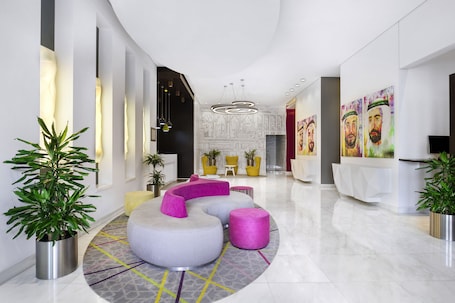 Lobby sitting area. ibis styles Sharjah Hotel