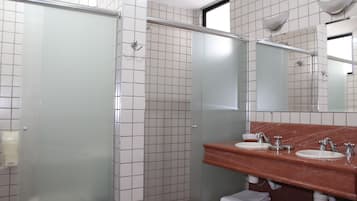 Presidential-suite | Badeværelse | Gratis toiletartikler, håndklæder