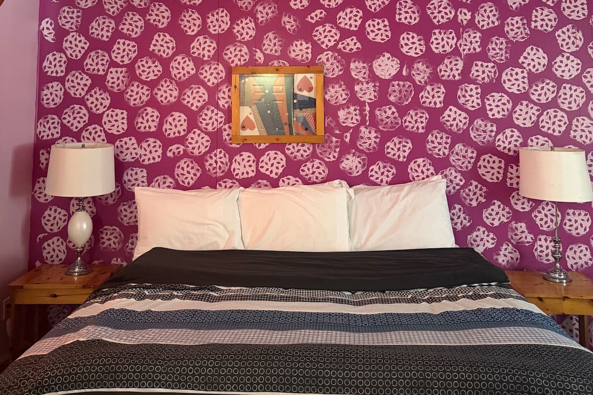 Suite estudio, 1 cama King size, chimenea | 1 habitación, wifi gratis y ropa de cama