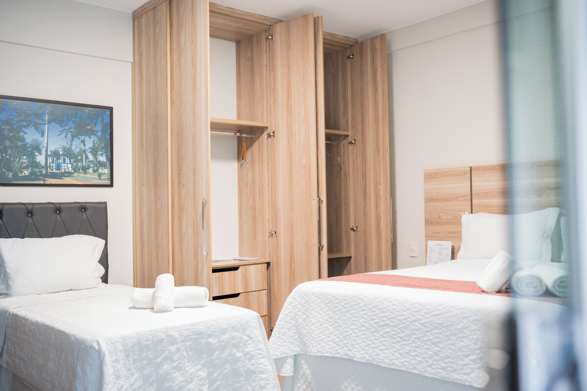 Habitación triple Deluxe | Escritorio, insonorización y wifi gratis 
