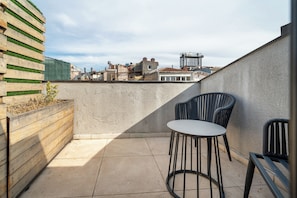 Estudi, terrassa | 1 dormitori, roba de llit d'alta qualitat i caixa forta a l'habitació