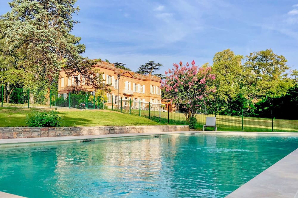 Best Western Premier Le Domaine de Montjoie