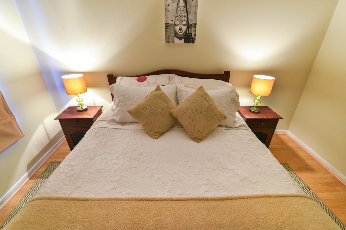 Appartement, 2 slaapkamers | Luxe beddengoed, een kluis op de kamer, een bureau