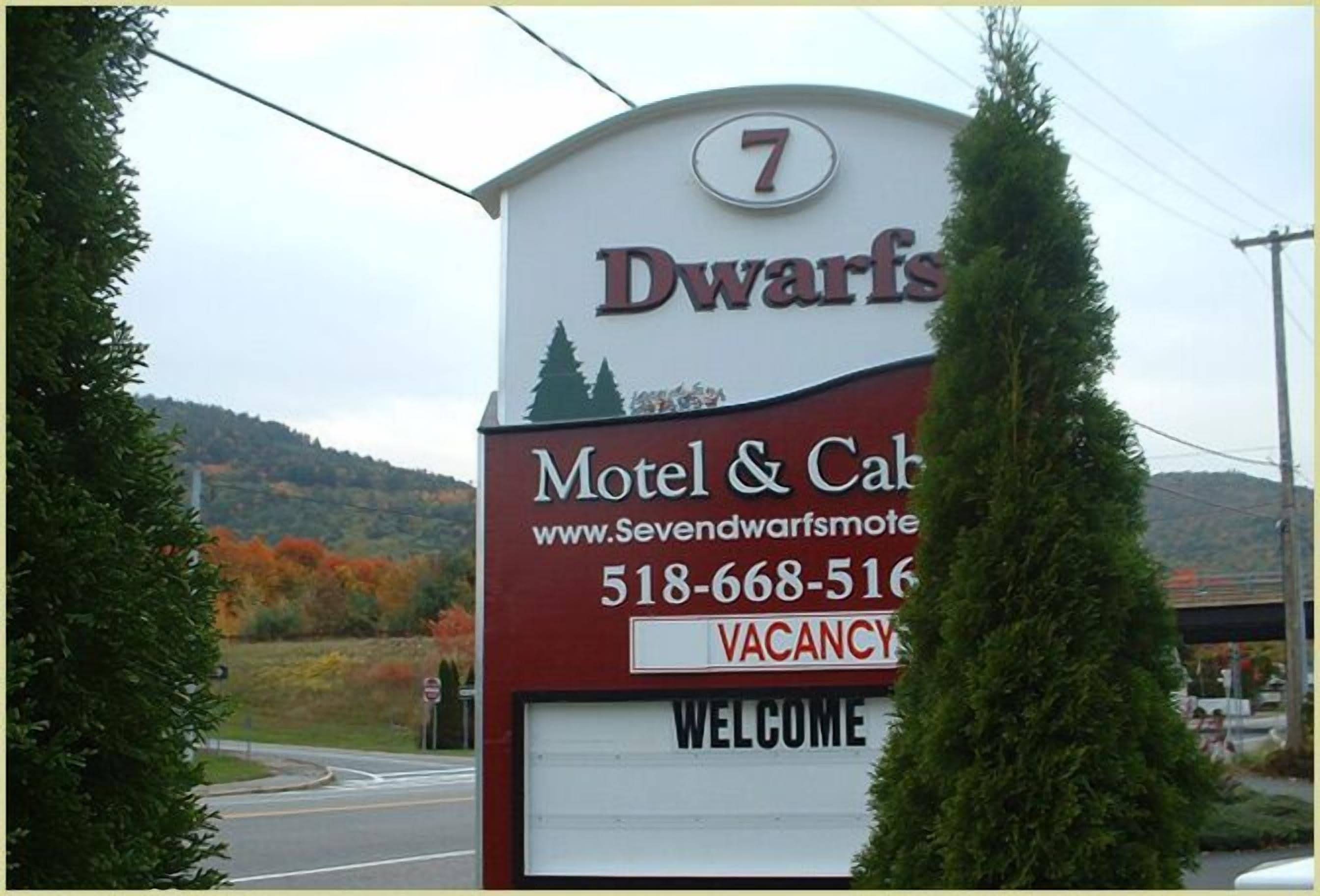 Photo - Seven Dwarfs Motel and Cabins