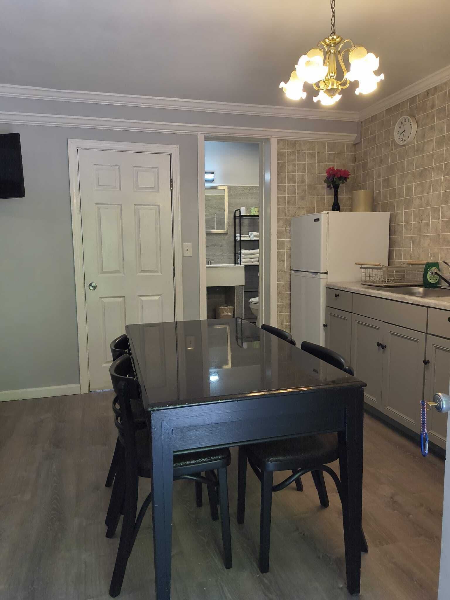 Foto - Seven Dwarfs Motel & Cabins