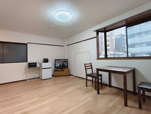 Interior - 9 minutes from JR Namba Station/Airport Bus Terminal, 6 minutes from JR Ashiwarabashi Station, close to both Shinsaibashi and Kyocera Dome Osaka, Ohara 303 (大阪市浪速区塩草３丁目)