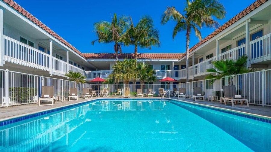 Vagabond Inn Studio Carpinteria