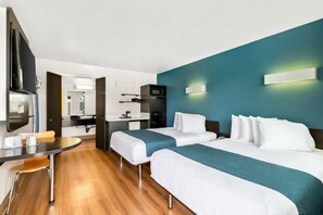 Basic Double Room, Mountain View - Vagabond Inn Studio Carpinteria (Carpinteria)