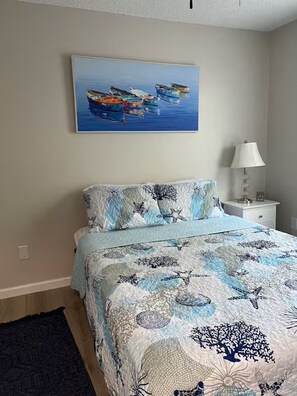 Room - Cozy Gulf Breeze Condo Near Beaches, Dining & Attractions (Gulf Breeze)