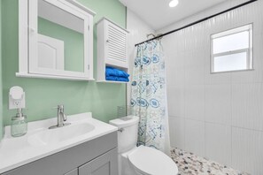 Hair dryer, towels - Cozy Melbourne Retreat | Indian river | Beaches (Melbourne)