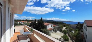 Property grounds - Holiday apartment with sea view (Krk)