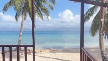 Deluxe Bungalow, Sea View | Beach