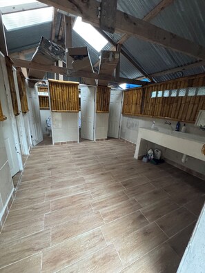 Bathroom - san blas luxury tour  (Nusatupo)