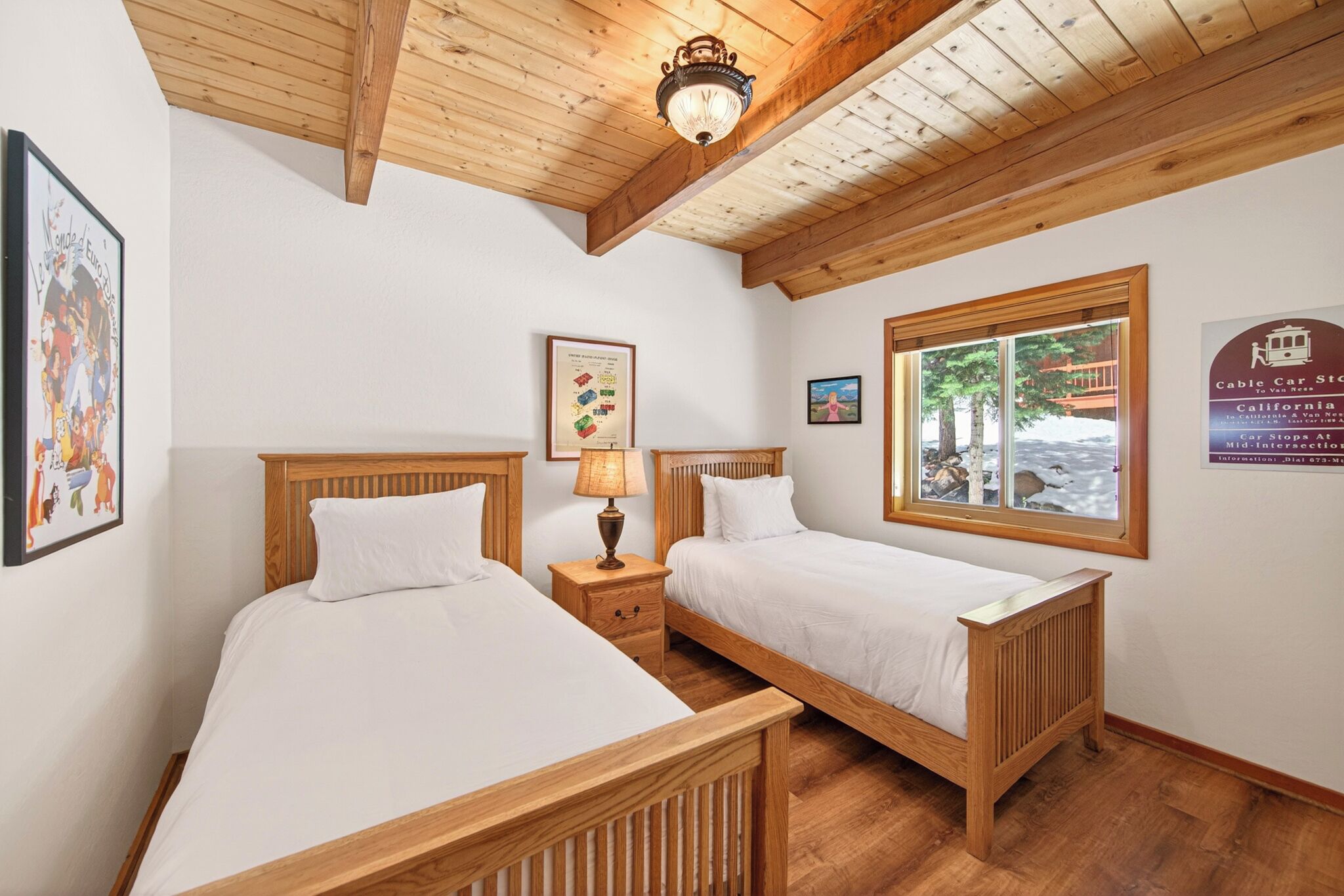 3 bedrooms, desk, iron/ironing board, free WiFi