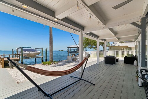 Sunset Waterfront Paradise | Kayaks, Dock, + Views