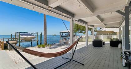 Sunset Waterfront Paradise | Kayaks, Dock, + Views