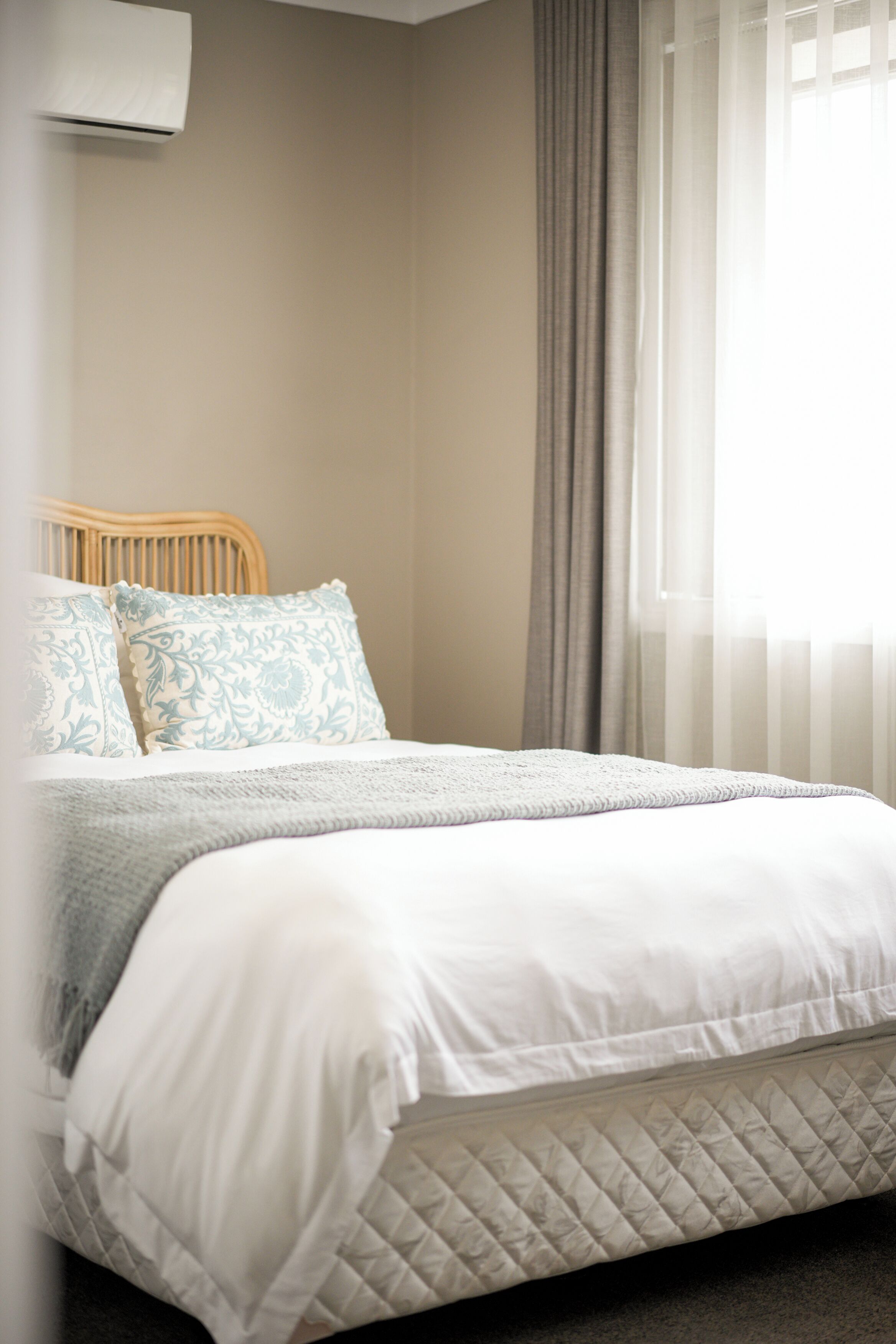 5 chambres, fer et planche à repasser, Wi-Fi gratuit, draps fournis