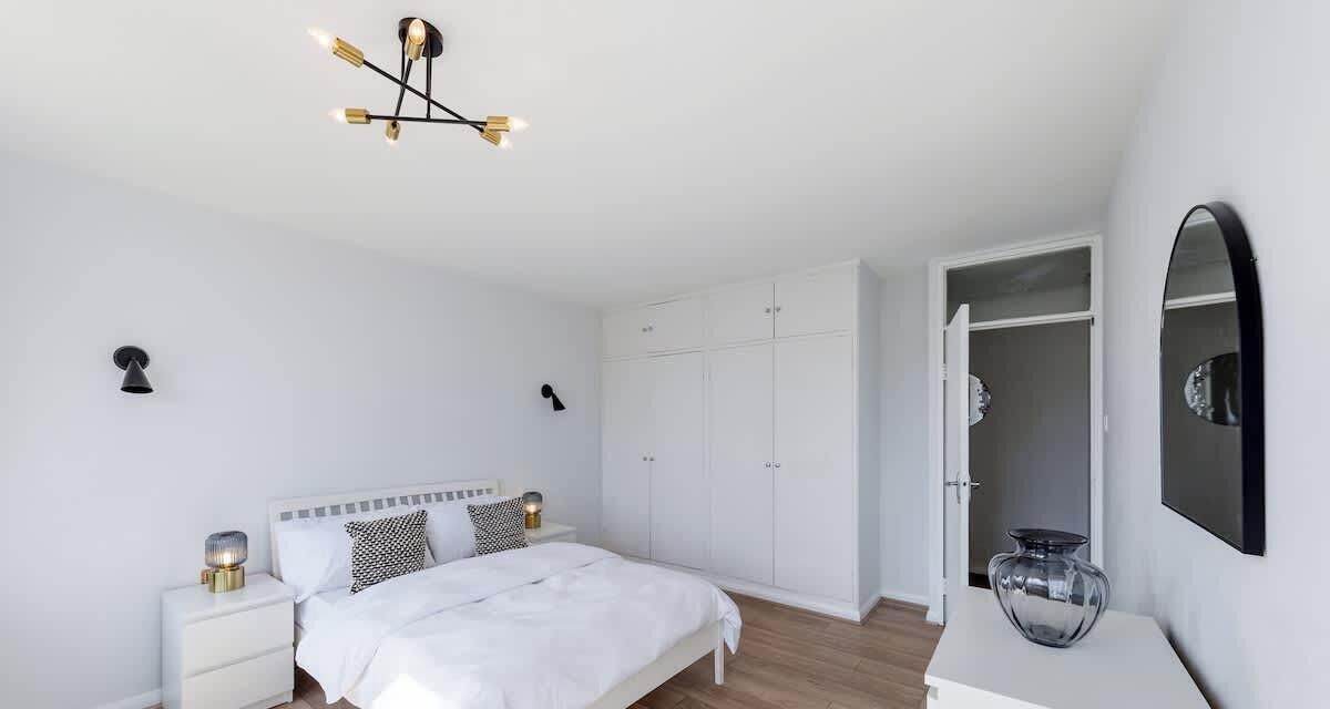 2 Schlafzimmer, Bügeleisen/Bügelbrett, Bettwäsche
