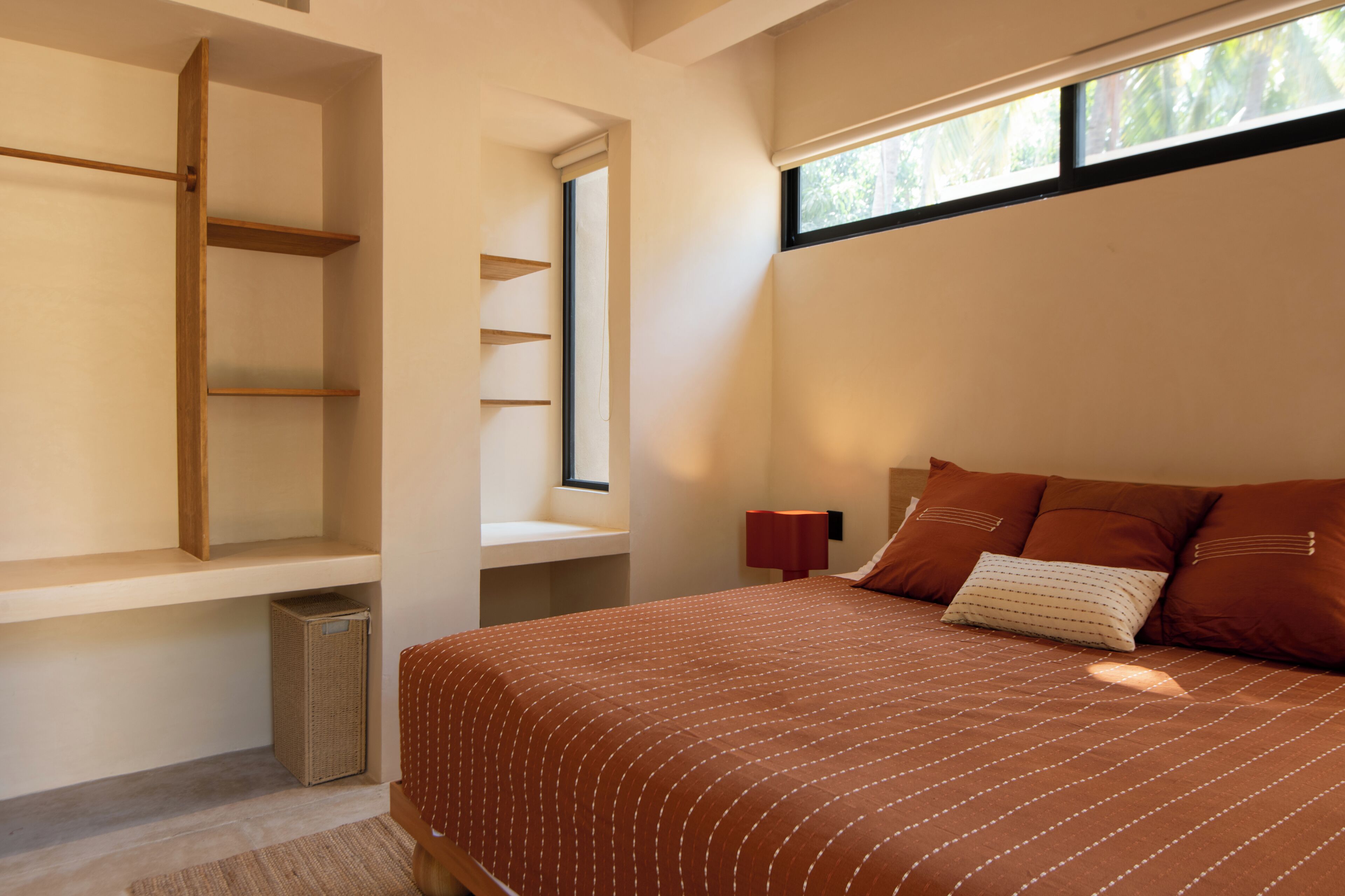 Appartamento Deluxe, 2 camere da letto, piscina privata | Una cassaforte in camera, ferro/asse da stiro, Wi-Fi gratuito