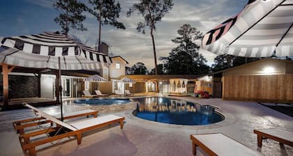 Empress Luxe Family Playground