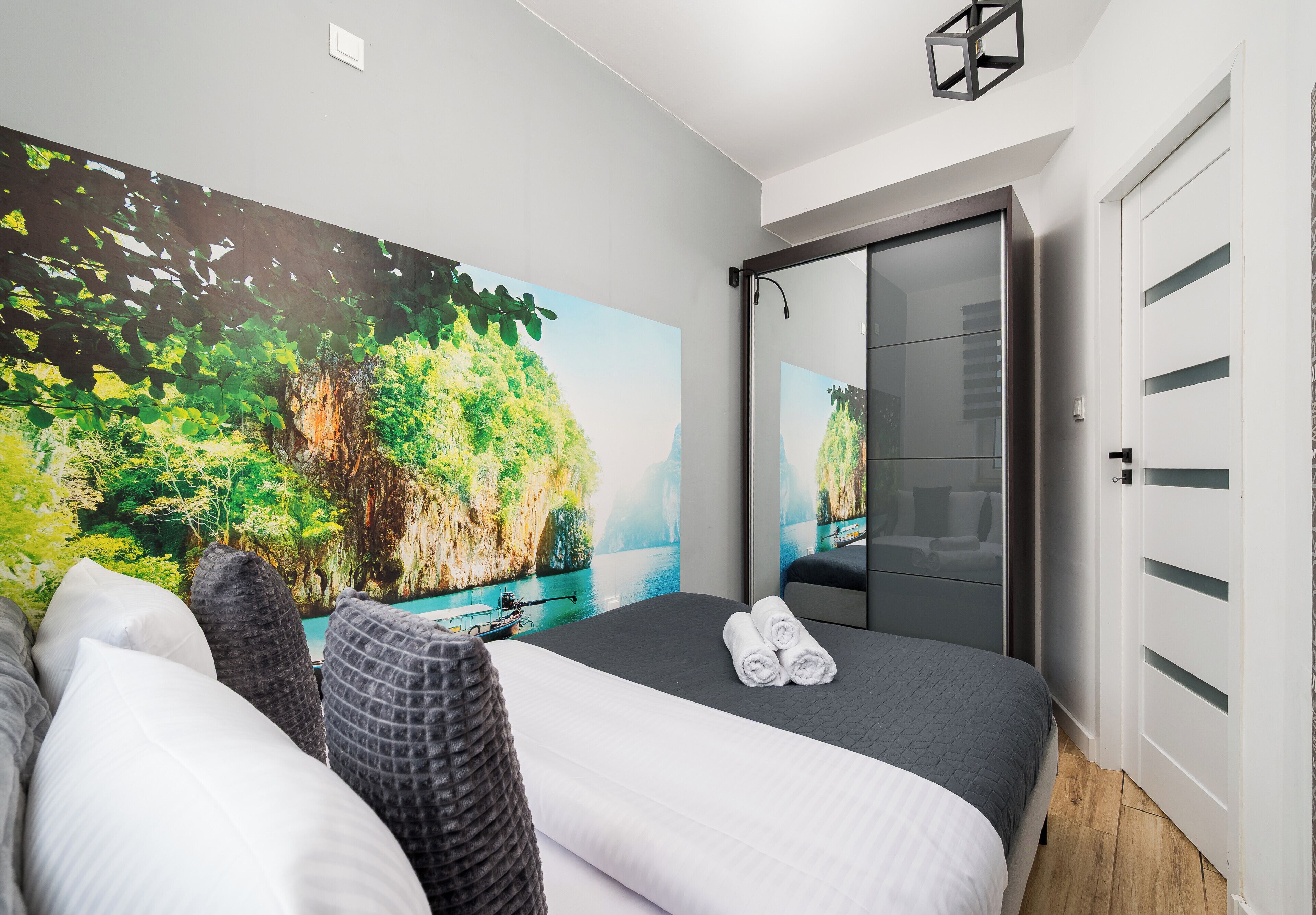 1 slaapkamer, een strijkplank/strijkijzer, wifi, beddengoed