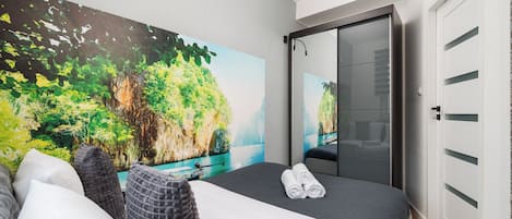 1 chambre, fer et planche Ă repasser, Wi-Fi, draps fournis