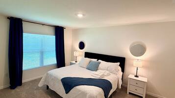 4 bedrooms, iron/ironing board, WiFi, bed sheets