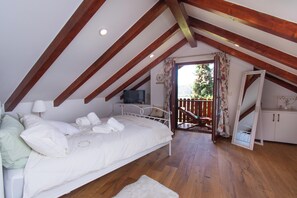 3 bedrooms, Internet - Cozy forest-side home with jacuzzi, fireplace and near Terme Tuhelj (Tuheljske Toplice)