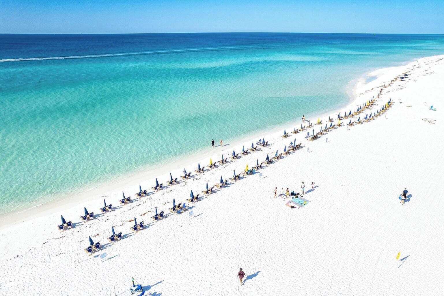 Am Strand, Liegestühle