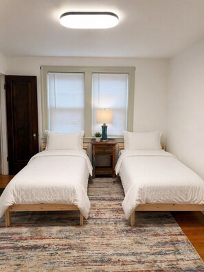 Room - Hillcrest Storybook Cottage: 8 Min to Downtown + Derby (Louisville)