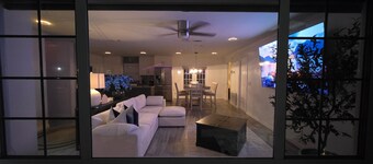 Pool Home + BBQ Grill + Family Friendly in Orlando, FL!