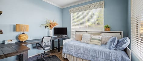 4 bedrooms, desk, iron/ironing board, travel crib