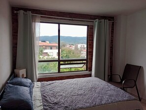3 Schlafzimmer, Bügeleisen/Bügelbrett, WLAN, Bettwäsche