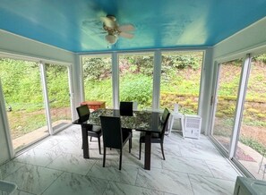 Dining -  2-bedroom in charming Blowing Rock on 2 acres with little creek and pond (Blowing Rock)