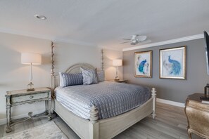 Room - Sanibel Harbour Resort Harbour Tower 1212: 3 Bedroom Dream Vacation Rental offers stunning views! (Fort Myers)