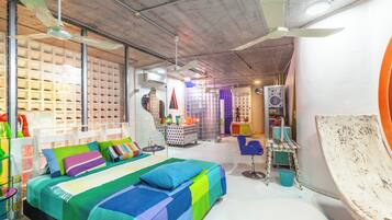 2 bedrooms, iron/ironing board, Internet, bed sheets