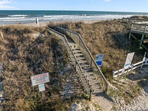 Beach nearby - Lukey's Lagoon - 2BR 2.5BA - Ocean View - North Topsail Beach (North Topsail Beach)