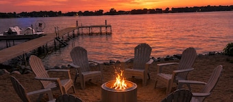 Lakeside Luxe on Pickerel