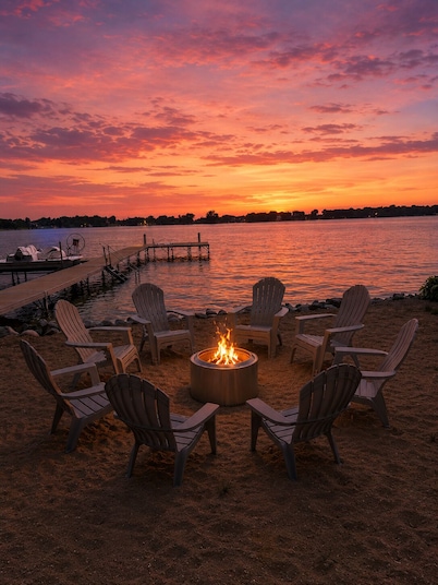 Lakeside Luxe on Pickerel