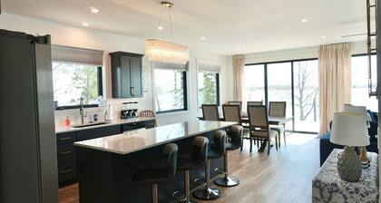 Lakeside Luxe on Pickerel