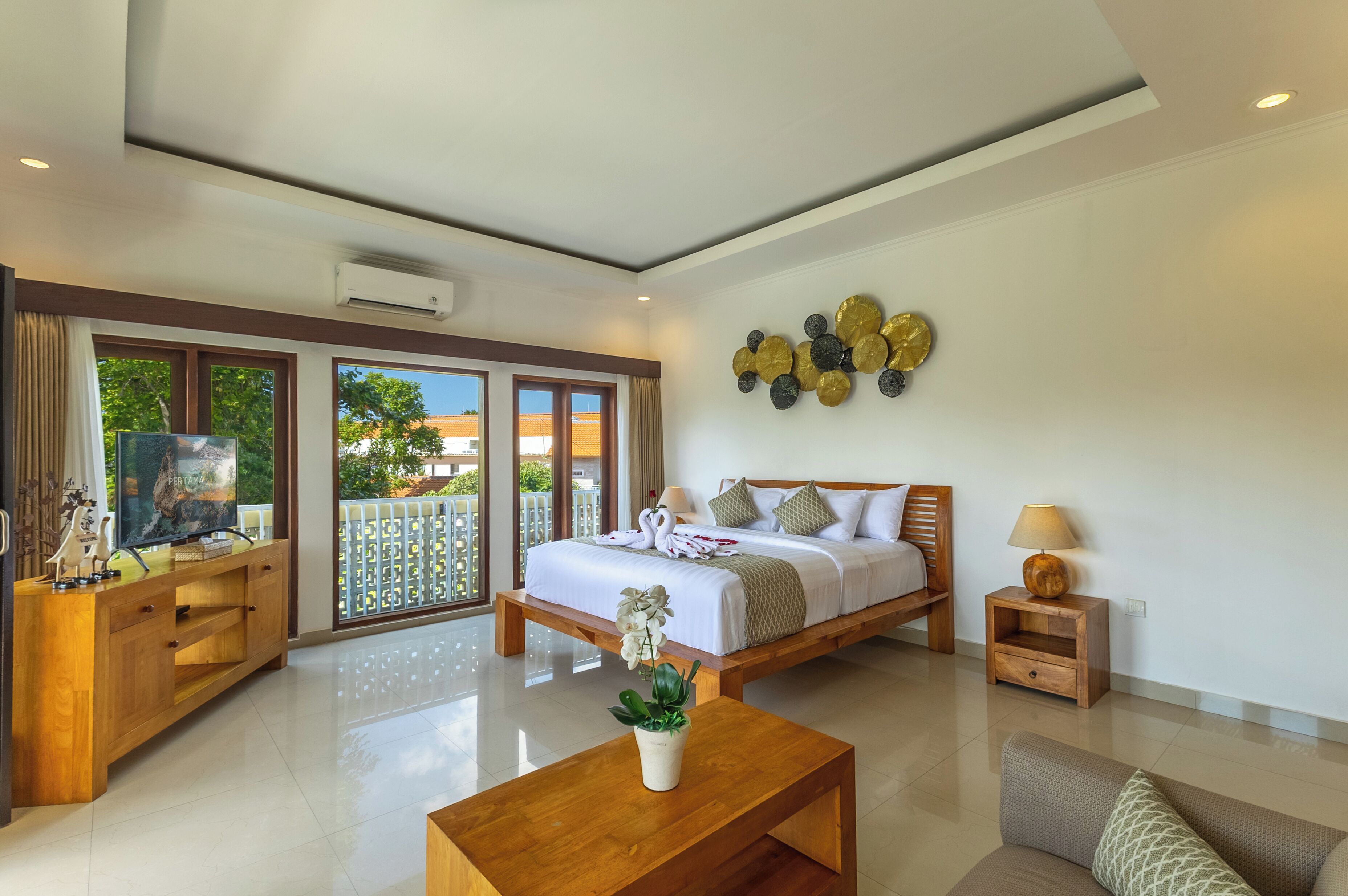Villa, 2 Bedrooms, Pool View | In-room safe, individually decorated, individually furnished
