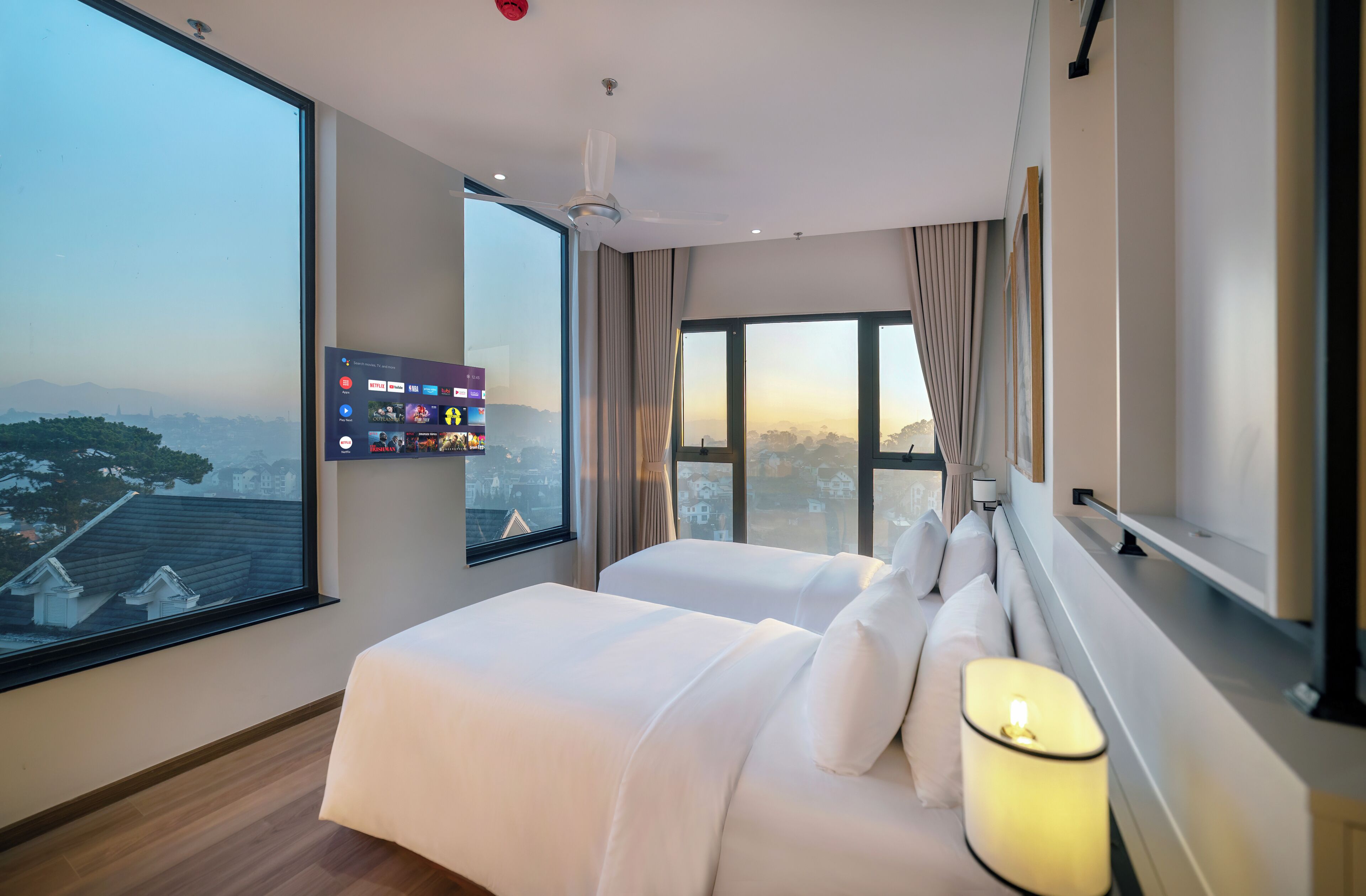Deluxe Twin Room, City View